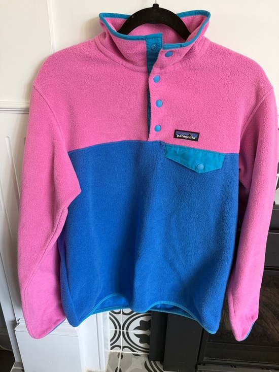 Patagonia Tops - Patagonia Pink and Blue Retro Snap-T Fleece Pullover